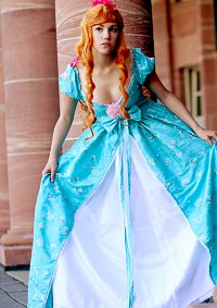 Cosplay-Cover: Giselle "How does she know?"