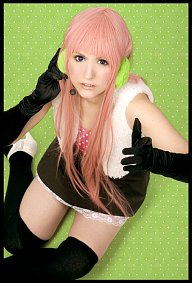 Cosplay-Cover: Luka Megurine (Happy Synthesizer)