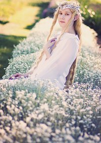 Cosplay-Cover: Galadriel (The Hobbit - White Council)