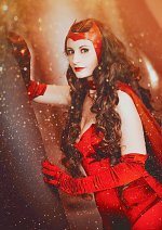 Cosplay-Cover: Wanda Maximoff / Scarlet Witch
