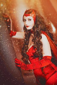 Cosplay-Cover: Wanda Maximoff / Scarlet Witch