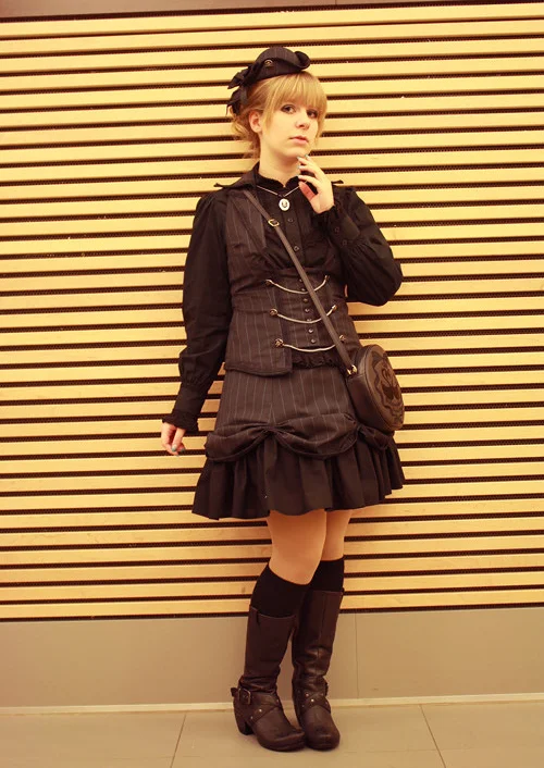 Cosplay-Cover: Goth-pirate