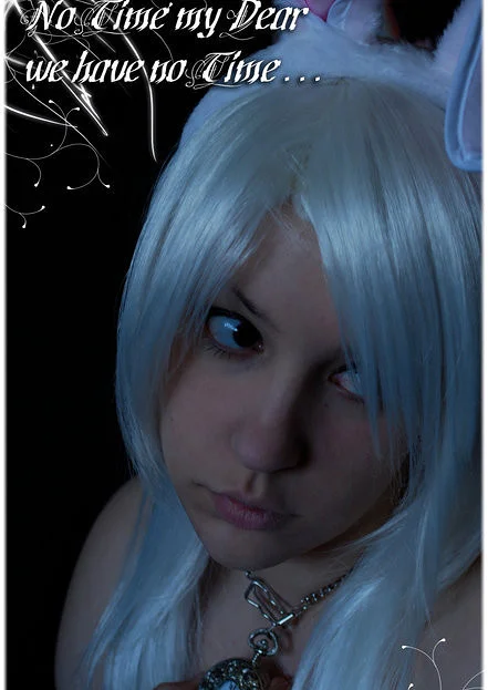 Cosplay-Cover: Weißes Kaninchen