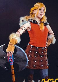 Cosplay-Cover: Astrid Hofferson