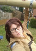 Cosplay-Cover: Hanji Zoë