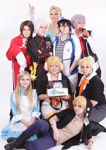 Cosplay-Cover: Ike Ike Showgruppe