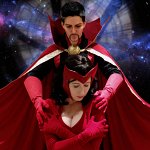 Cosplay: Scarlet Witch / Wanda Maximoff [Marvel Now!]