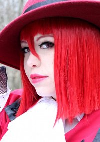 Cosplay-Cover: Madame Red