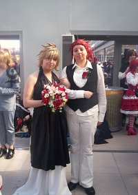 Cosplay-Cover: Roxas(Weddingdress)