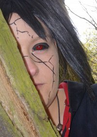 Cosplay-Cover: Itachi Uchiha [Kuchiyose: Edo Tensei-schwarz/rot]