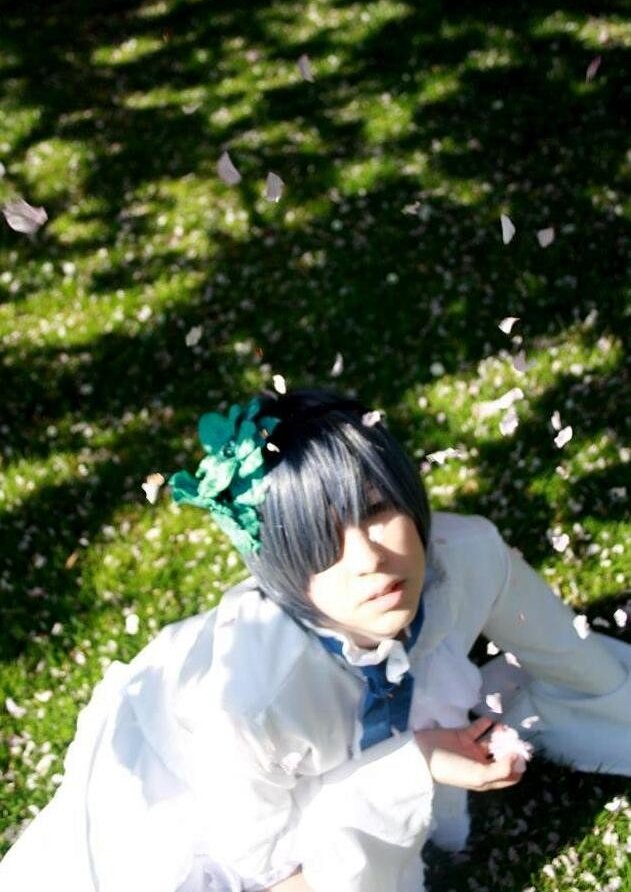 Cosplay-Cover: Ciel Phantomhive [white version]