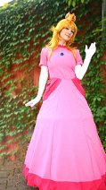 Cosplay-Cover: Peach