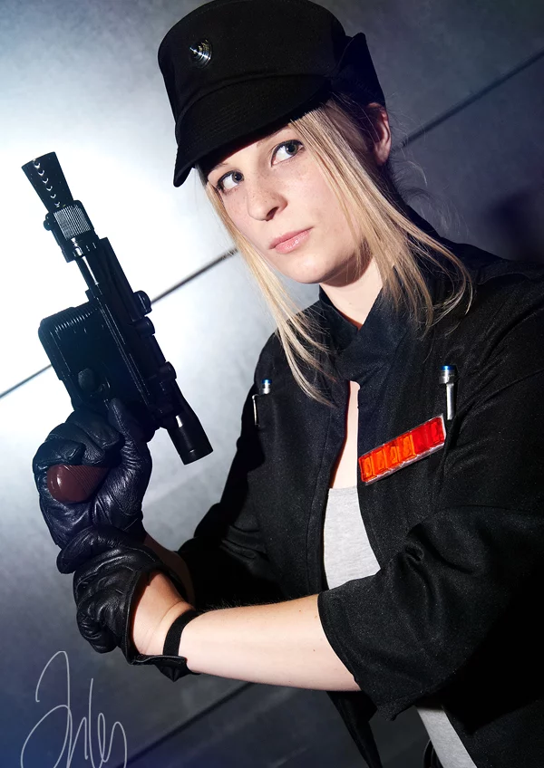 Cosplay-Cover: Juno Eclipse (Rogue Shadow Uniform)