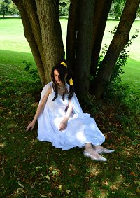 Cosplay-Cover: Lucrecia Cresent - Crystall Cave Version