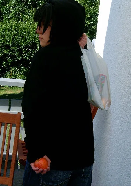 Cosplay-Cover: L (Black Emo Version, Blanc et Noir)
