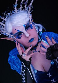 Cosplay-Cover: Xerneas (Die hohe Herrscherin Gijinka)