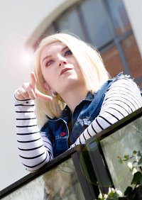 Cosplay-Cover: Android 18