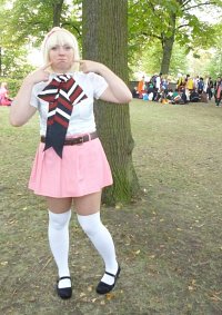 Cosplay-Cover: Shiemi Moriyama (Schuluniform)