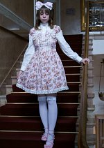 Cosplay-Cover: Pink Flower Lolita