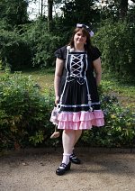 Cosplay-Cover: Geschneidertes Sweet Lolita Kleid