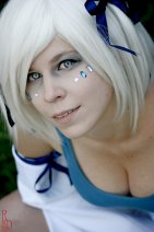 Cosplay-Cover: Lugia Gijinka