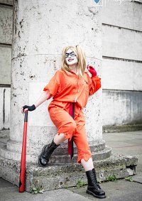 Cosplay-Cover: Harley Quinn [Orange Overall]