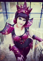 Cosplay-Cover: Smaug *female*