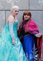 Cosplay-Cover: Anna von Arendelle [Winter]