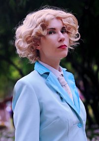 Cosplay-Cover: Elsa Mars [American Horror Story: Freak Show]