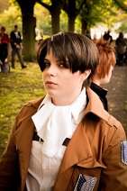 Cosplay-Cover: Rivai/Levi