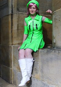 Cosplay-Cover: Mikoto Yutaka (Green dress)