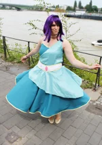 Cosplay-Cover: Cécile Croomy [Ballkleid]