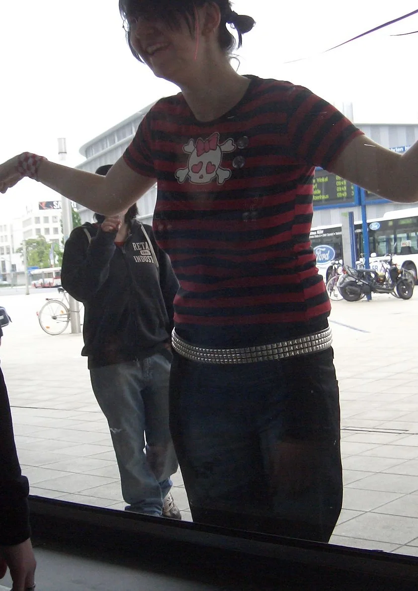 Cosplay-Cover: extrem mishandeltes Haku beim haarefärben T^T