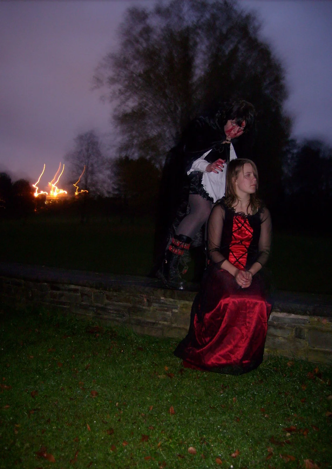 Cosplay-Cover: Schwarzkäppchen