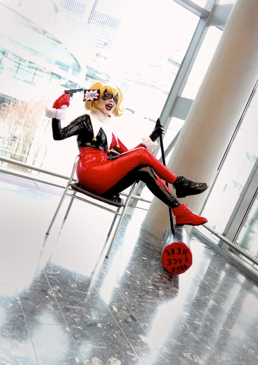 Cosplay-Cover: Harley Quinn | unmasked