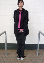 Cosplay-Cover: Frankie Iero [three cheers - eyes crossed out]