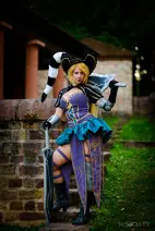 Cosplay-Cover: Nia (Charles d