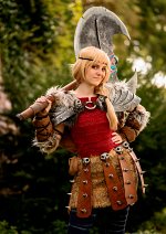 Cosplay-Cover: Astrid Hofferson (HTTYD 2)