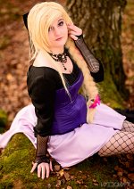 Cosplay-Cover: Purple Gothic