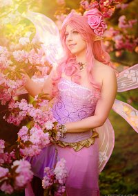 Cosplay-Cover: pink fairy
