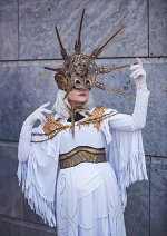 Cosplay-Cover: Dark Sun Gwyndolin