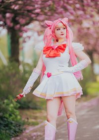 Cosplay-Cover: Super Sailor Chibi Moon