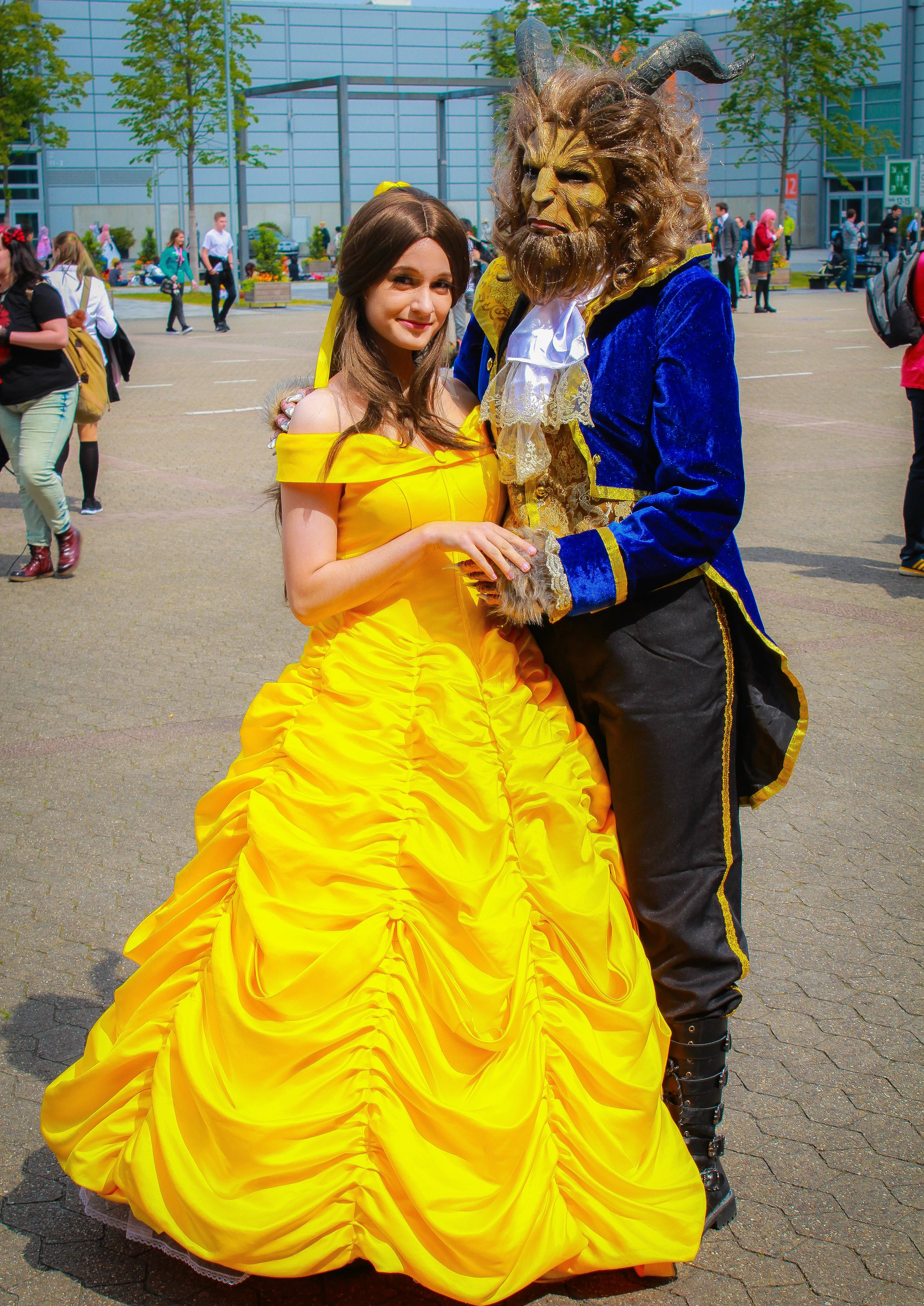 Cosplay-Cover: Biest