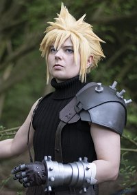 Cosplay-Cover: Cloud Strife (Dissidia)