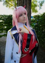 Cosplay-Cover: Zero Two - Darling in the Franxx