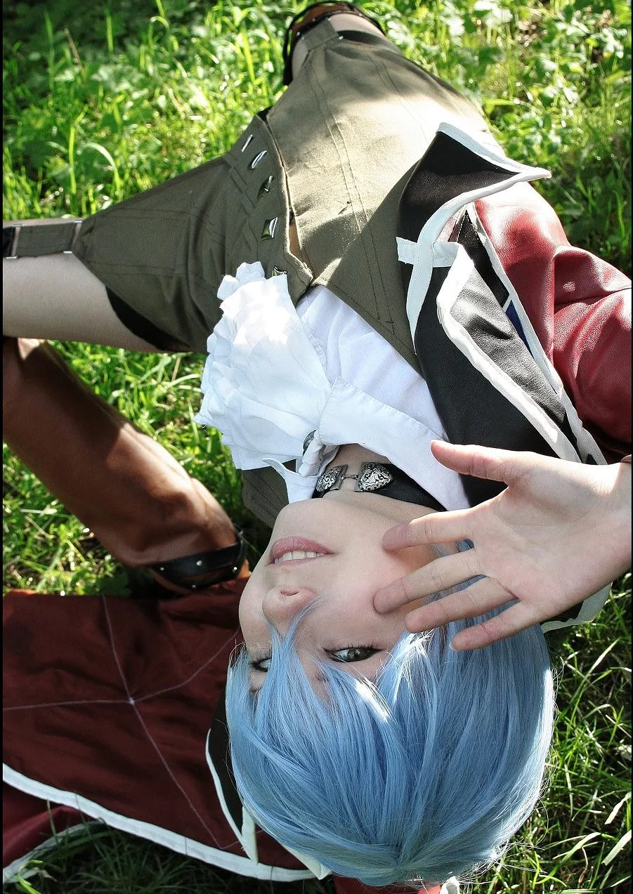 Cosplay-Cover: Berthierite