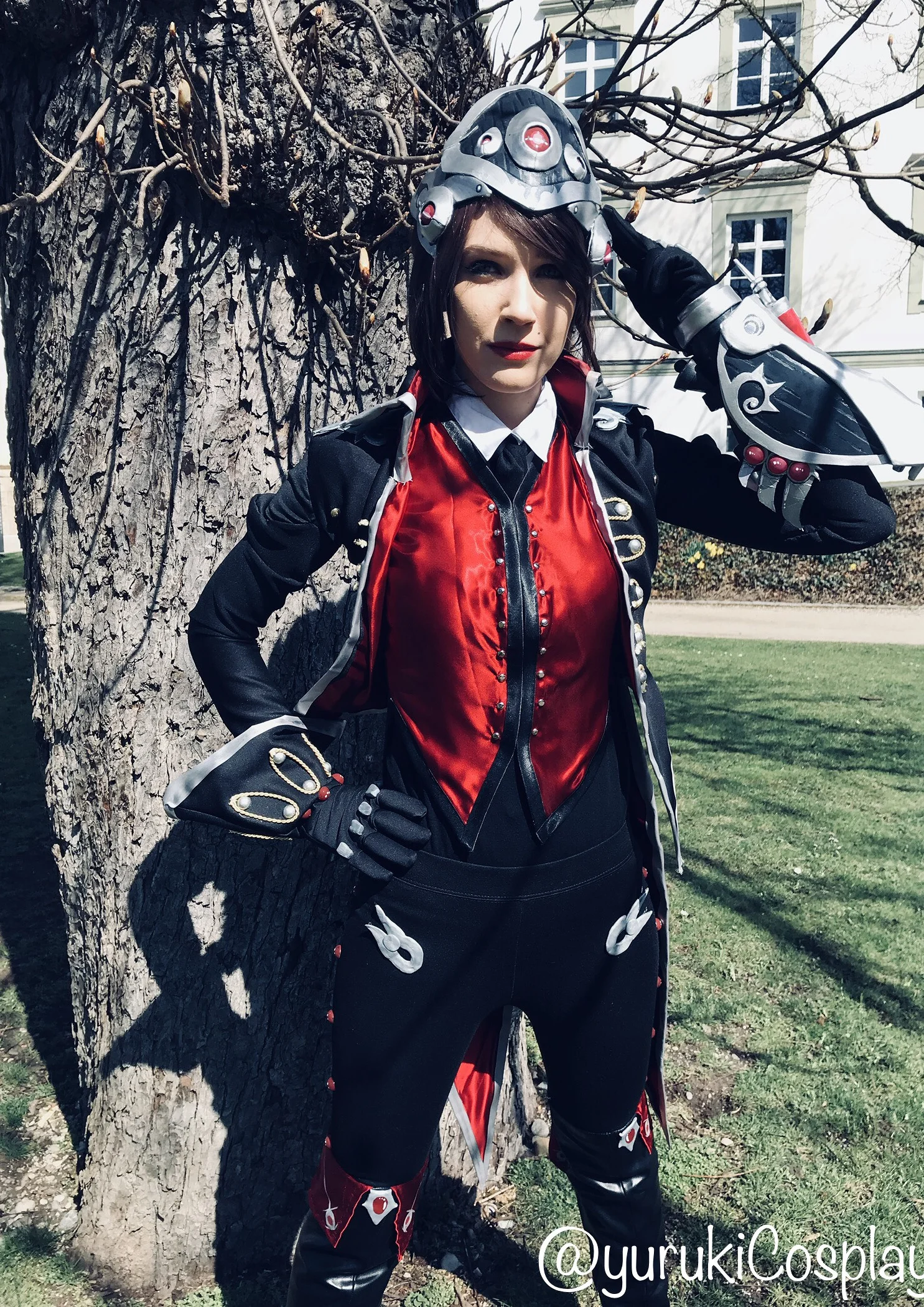 Cosplay-Cover: Widowmaker Huntress