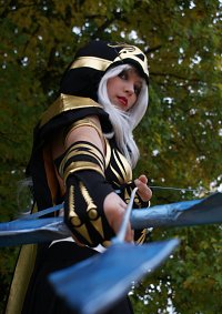 Cosplay-Cover: Ashe the Frost Archer [Classic]
