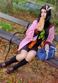 Cosplay-Cover: Nezuko ~ Schuluniform ✔