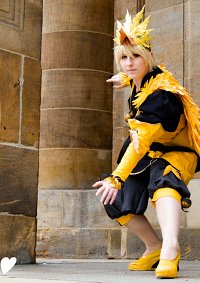 Cosplay-Cover: Zapdos (Gijinka)